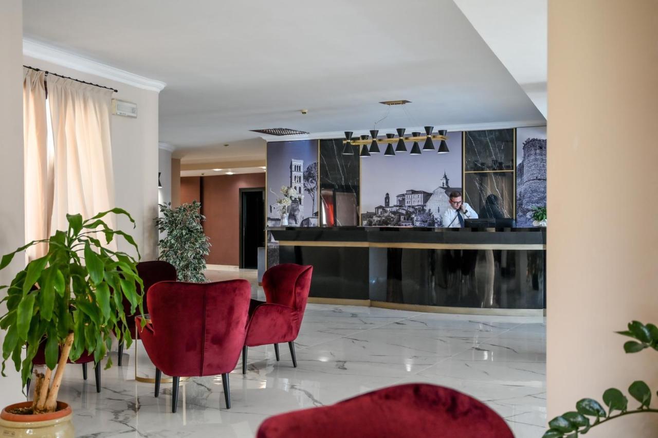 Roma Domus Hotel Ponzano Romano Kültér fotó